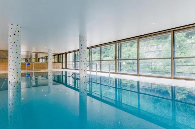  Hotel Panorama - picture  : Bathroom,Swimming pool,Day,Activities,Summer,Spa and wellness centre/facilities,Autumn,On site,Swimming pool,Property 