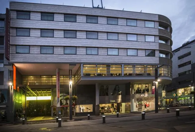  Yomo Centric - picture  : Facade/entrance,Property building,Property 