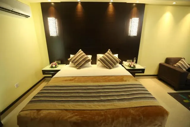  Panorama Hotel Bur Dubai - picture  : Bed,Bed,Room 