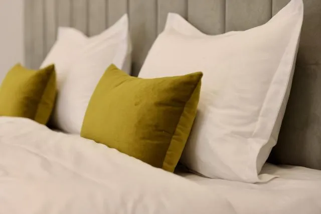  Aurora Hotel By Benefice - picture  : Bed,Bed,Bedroom,Property,Room 