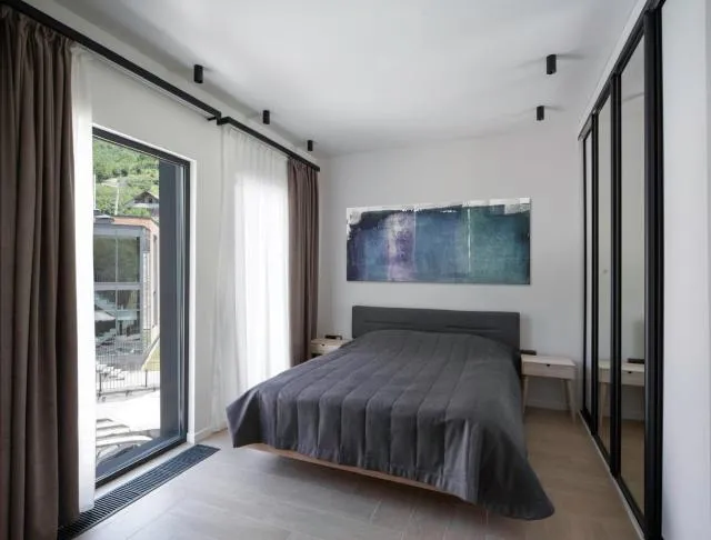  Aurora Luxe - picture  : Bed 