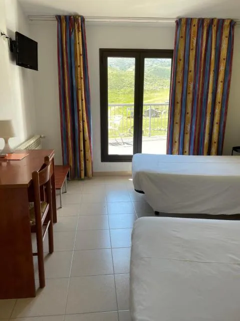  Hotel Cims Pas de La Casa - picture  : Bedroom,Property 