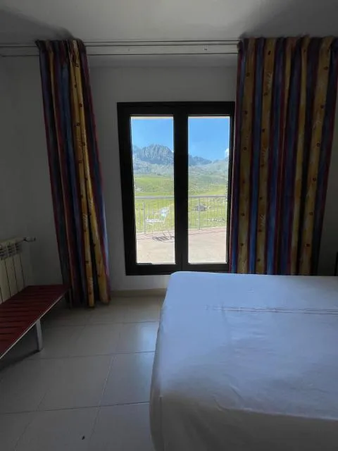 Hotel Cims Pas de La Casa - picture  : Bed,Bed,Natural landscape,Bedroom,Mountain view,Property,Room 