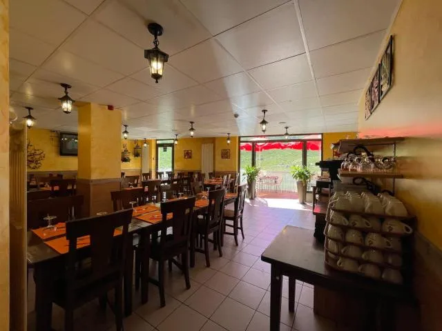  Hotel Cims Pas de La Casa - picture  : Toilet,Restaurant/places to eat,Property 