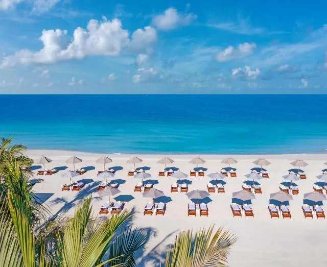  The Oberoi Beach Resort, Al Zorah - picture  : Beach,Sea view,Natural landscape,Beach,Sea view,Property 