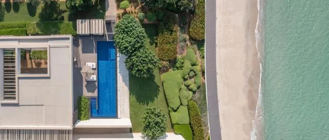  The Oberoi Beach Resort, Al Zorah - picture  : Pool view 