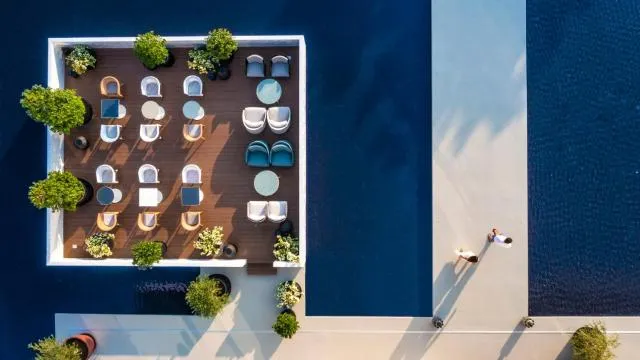  The Oberoi Beach Resort, Al Zorah - picture  : Floor plan,Pool view,Bird's eye view,Lounge or bar,Property 