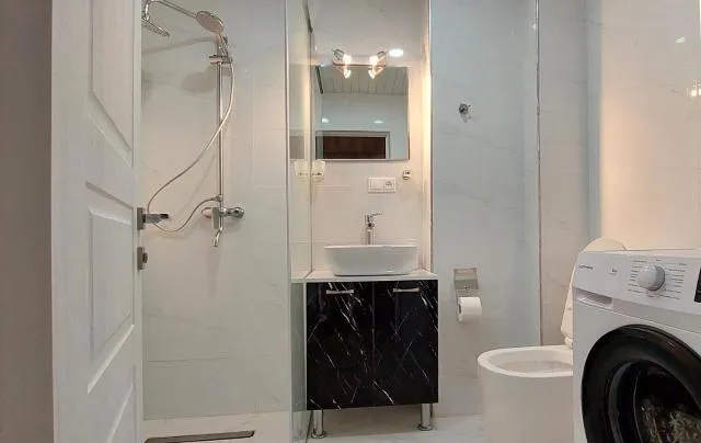  Via Tsaghkadzor - picture  : Shower,Toilet,Bathroom,Bathroom,Photo of the whole room,Bath,towels,washing machine,dryer,Property,Room 