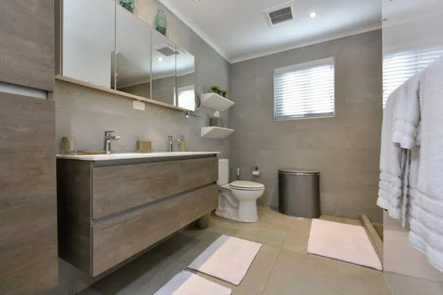  Breathtaking condo with a breathtaking view - picture  : Bathroom 