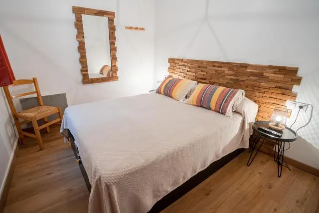  Maia Pedrous - picture  : Bed,Bedroom,Property 