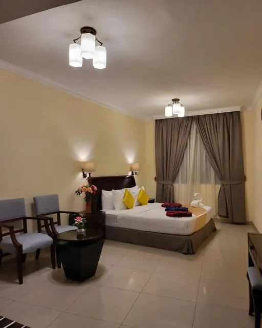  Crown Palace Hotel - picture  : Bed 