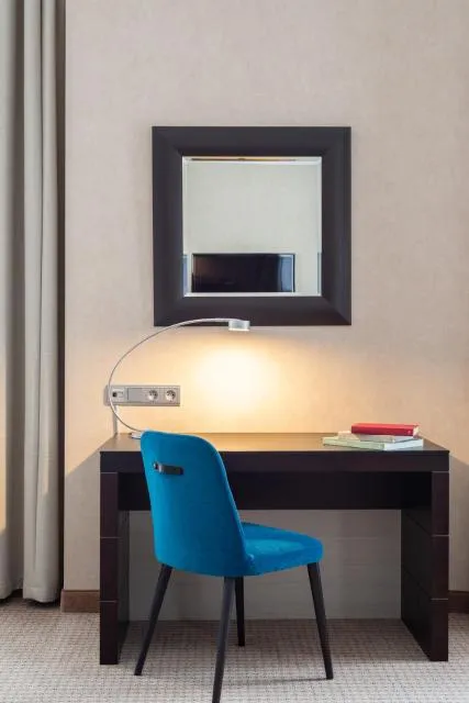  Hotel Polonia Palace - picture  : TV/entertainment centre,Photo of the whole room,Room 