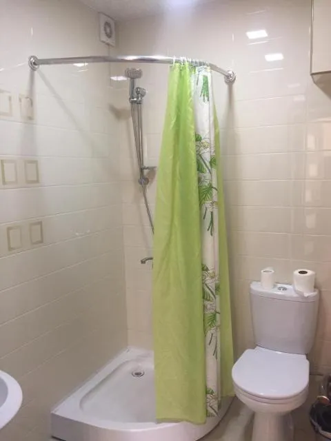  JAN DILIJAN - picture  : Bathroom 