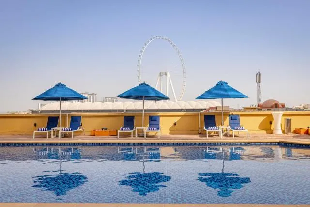  Roda Amwaj Suites Jumeirah Beach Residence - picture  : Swimming pool,Day,Pool view,Swimming pool,sunbed,Property 
