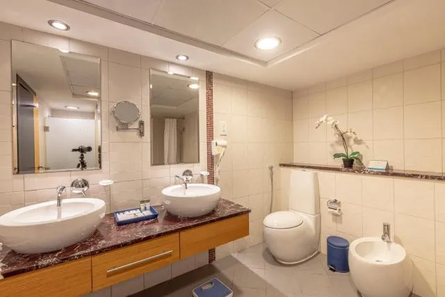  Roda Amwaj Suites Jumeirah Beach Residence - picture  : Toilet,Bathroom,Bathroom,Property 