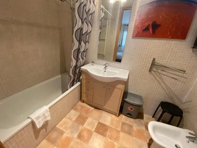  P&C Sol Tarter - picture  : Bathroom 