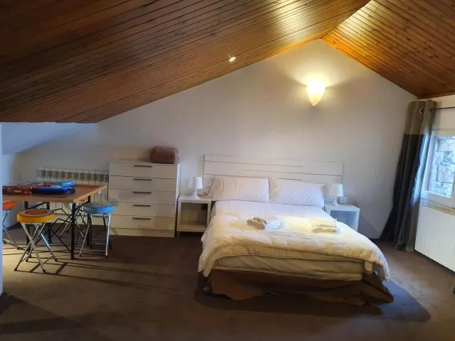  CHALET ROSA DE NEU GRIFOVACANCES - picture  : Bed,Bed,Photo of the whole room,Room 