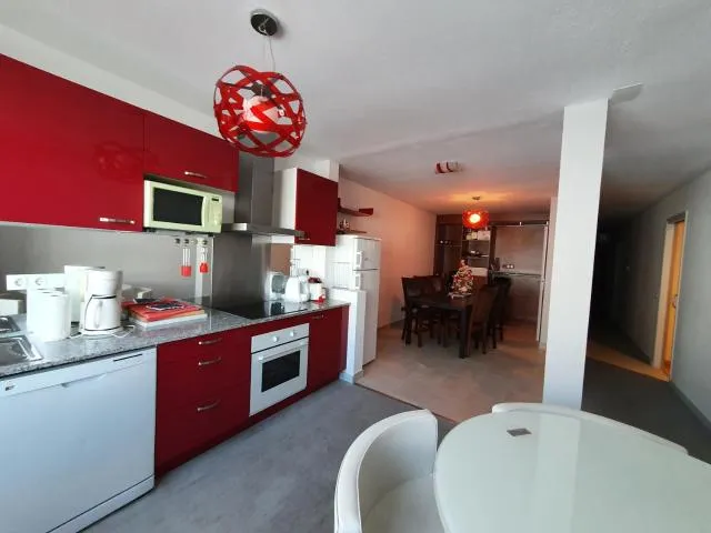  CHALET ROSA DE NEU GRIFOVACANCES - picture  : Kitchen/kitchenette,Kitchen or kitchenette,Dining area,Property 
