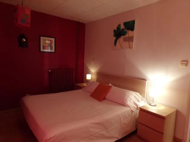  Hotel Roc de St Miquel & Apartment - picture  : Bed,Bedroom,Property 