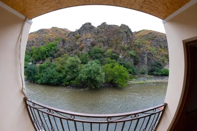  Hovasapyan's Family Guest House - picture  : Day,Natural landscape,Mountain view,River view,Property 
