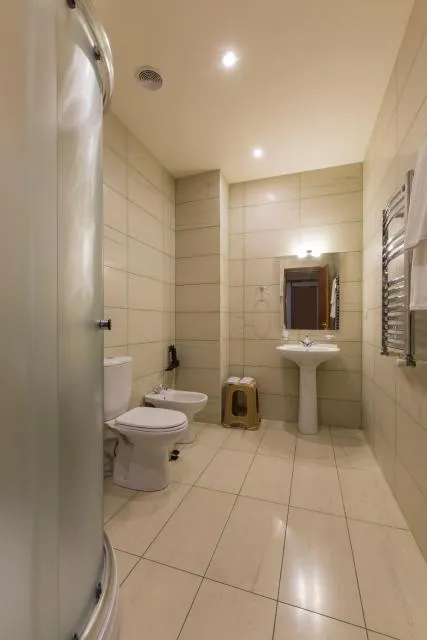  Armenia Hotel - picture  : Bathroom,Bathroom,Property 