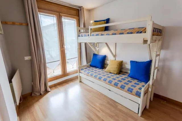  Nuria Pedrous - photo  : Hors site,Chambre à coucher,Propriété 