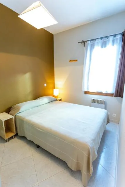  Tetras Pedrous - picture  : Bed,Bedroom,Property 