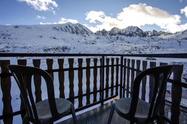  Tetras Pedrous - picture  : Mountain view,Property 