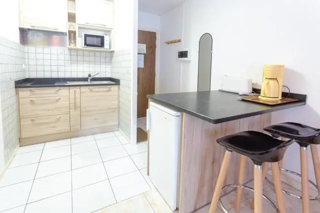  Velasquez Pedrous - picture  : Kitchen/kitchenette,Kitchen or kitchenette,Property 