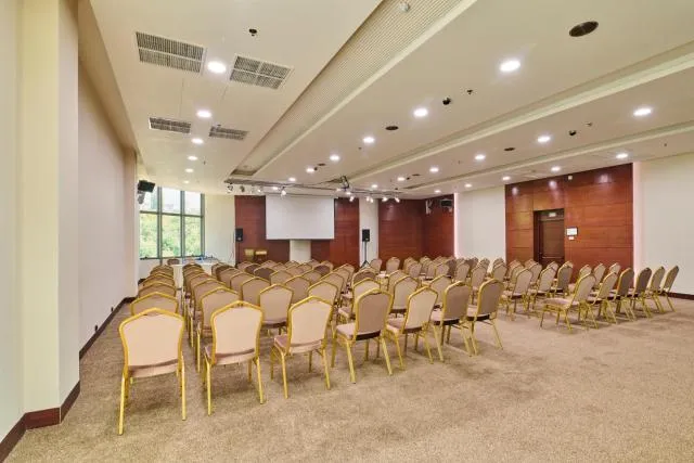  Radisson BLU Hotel Yerevan - picture  : Meeting/conference room,Property 