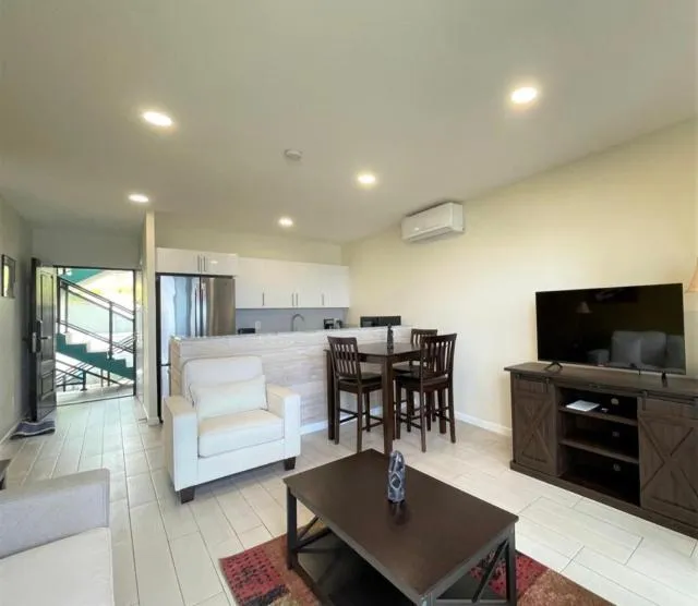  Hillsboro Suites & Residences Condo Hotel, St Kitts - picture  : Seating area,Facade/entrance,Property 