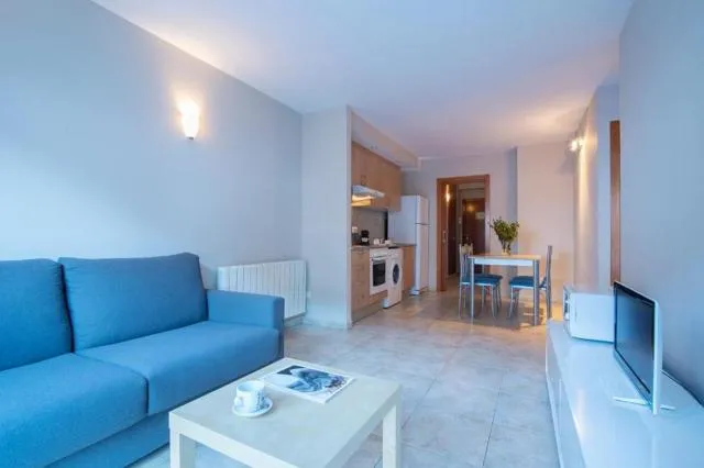  Apartamentos Tarter 3000 - picture  : Seating area,TV and multimedia,Living room,Dining area,Property 