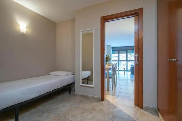  Apartamentos Tarter 3000 - picture  : Bed,Bedroom,Property 