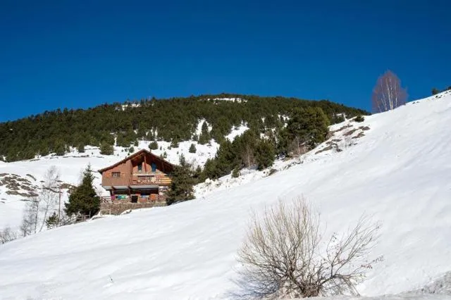  Apartamentos Tarter 3000 - picture  : Shower,Property building,Natural landscape,Property 