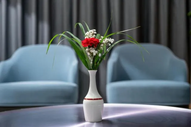  Hotel Holiday International - picture  : Seating area,Property 