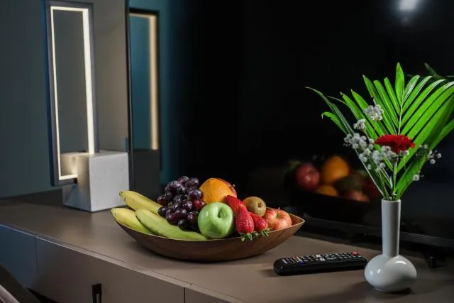  Hotel Holiday International - picture  : Food,Food,Property 