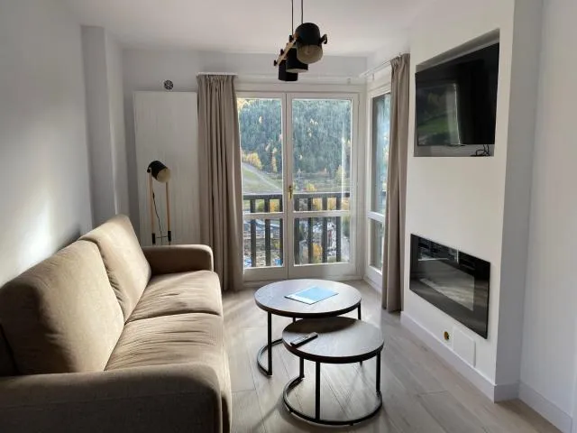  TARTER 25 - picture  : Seating area,TV/entertainment centre 