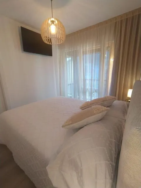  TARTER 25 - picture  : Bed 