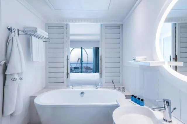  Sofitel Dubai Jumeirah Beach - picture  : Bathroom,Bathroom,View (from property/room),Bath,Property 
