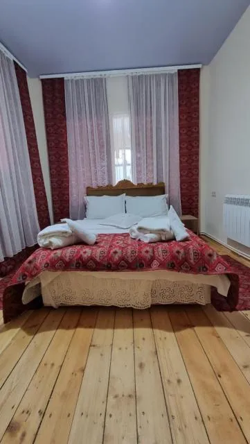  Deghceni club - picture  : Bed 