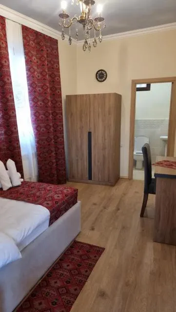  Deghceni club - picture  : Seating area 