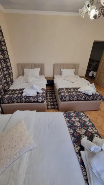  Deghceni club - picture  : Bed 