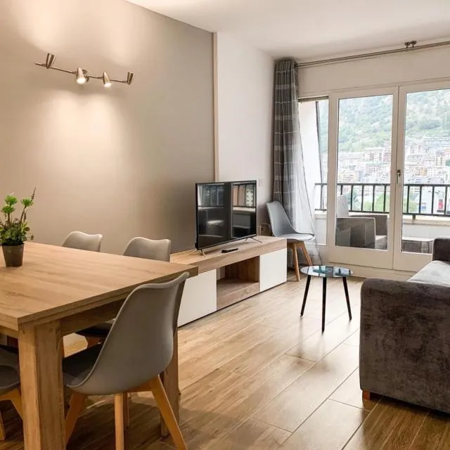  Apartamento duplex BH VANCOUVER en el centro - picture  : Seating area,TV/entertainment centre 