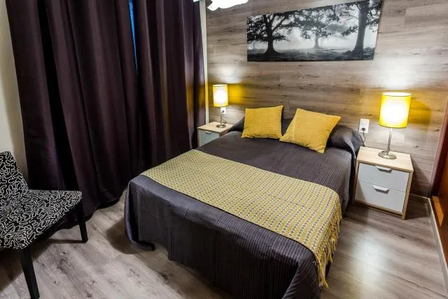  Maia Pedrous - picture  : Bed,Bed,Bedroom,Property,Room 