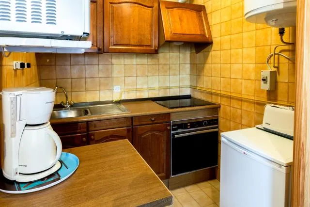  Maia Pedrous - picture  : Kitchen/kitchenette,Kitchen or kitchenette,Property 