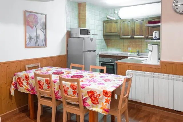  Maia Pedrous - picture  : Kitchen/kitchenette,Dining area,Kitchen or kitchenette,Property 