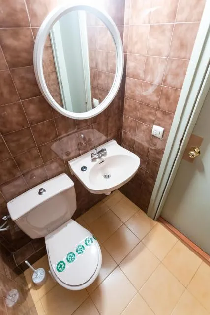  Maia Pedrous - picture  : Bathroom,Bathroom,Property 