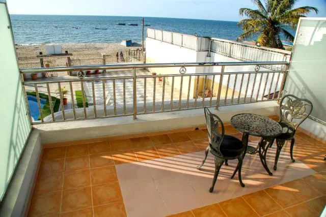  Brisotel - Beira Mar - photo  : Immeuble immobilier,Restaurant/endroits où manger,Balcon/terrasse,Piscine,Petit-déjeuner,Propriété 