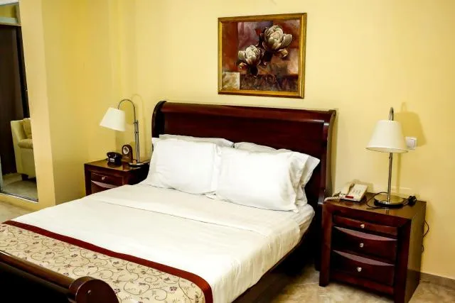  Brisotel - Beira Mar - photo  : Immeuble immobilier,Lit,Piscine,Petit-déjeuner,Propriété 