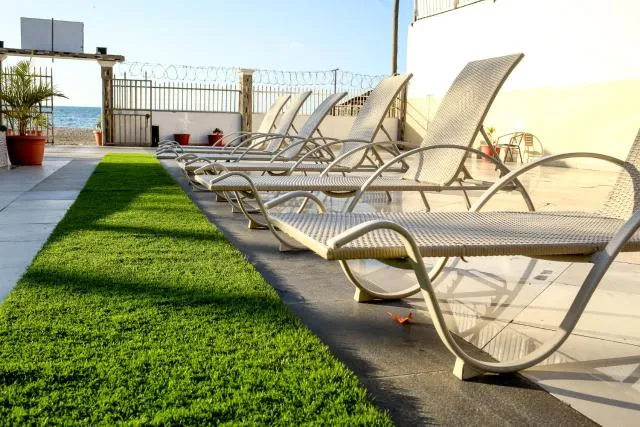  Brisotel - Beira Mar - photo  : Immeuble immobilier,Restaurant/endroits où manger,Piscine,Petit-déjeuner,Propriété 